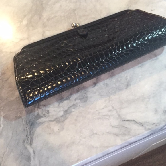 Handbags - Black clutch